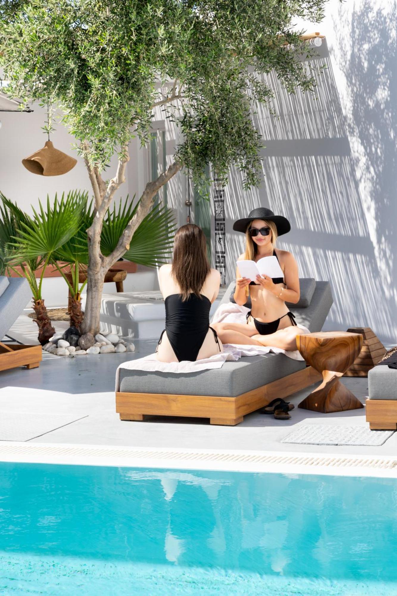 Frati Villas Beachfront ペリヴォラス エクステリア 写真