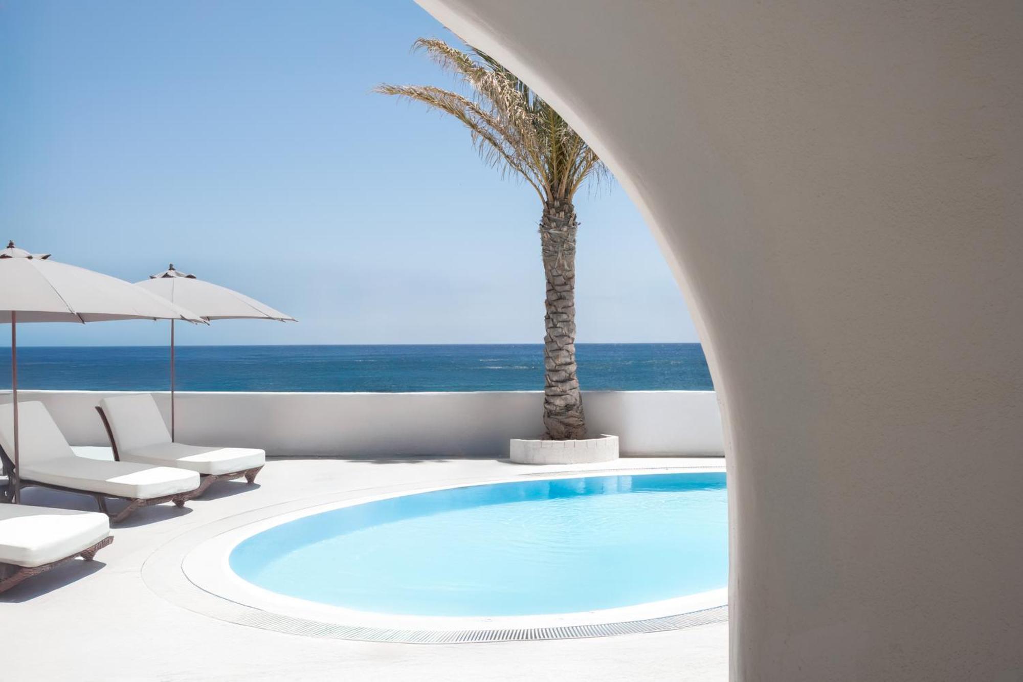 Frati Villas Beachfront ペリヴォラス エクステリア 写真